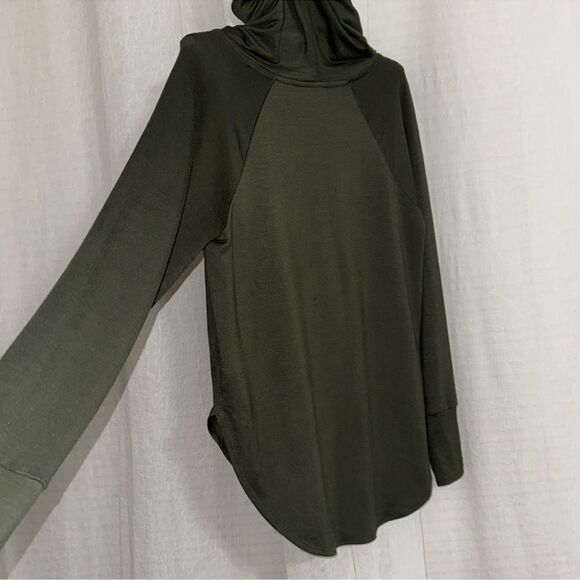 Athletic Works M Camo Green Funnel Neck Lightweight Terrycloth Interior Hoodie - Picture 5 of 12